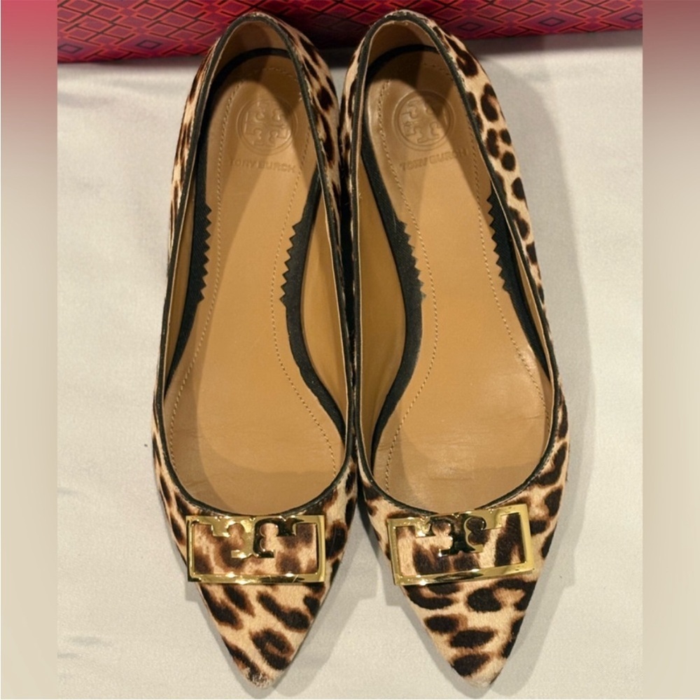 Tory Burch Animal Print Flats with Gold Accent - Picture 3 of 11